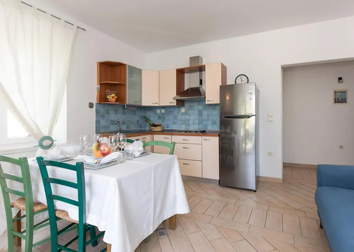 Daire Ivona In Strandnaehe By Interhome *