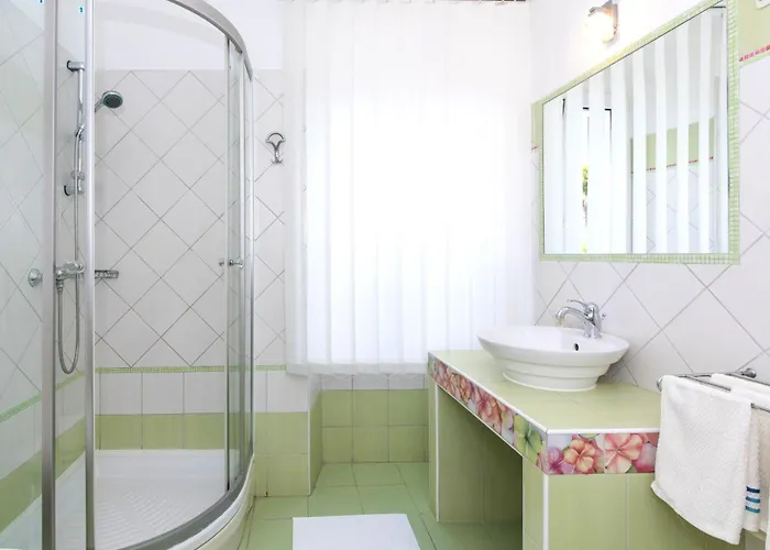 Ivona In Strandnaehe By Interhome